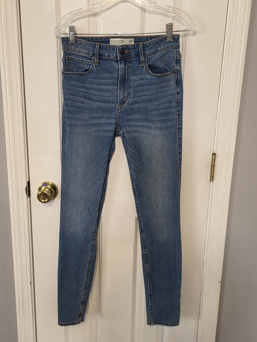 Abercrombie & Fitch Super Skinny High-Rise Blue Jeans 6/28 6 Regular